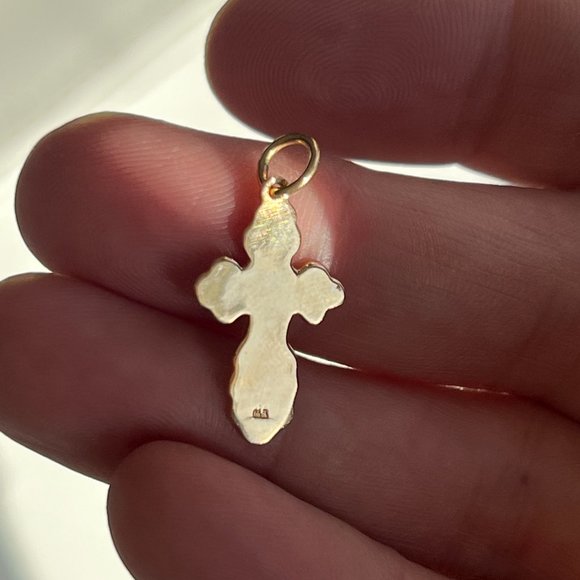 14k gold cross pendant charm - Picture 2 of 3